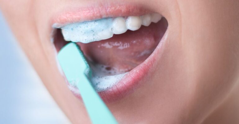 Oral health: tooth brushing